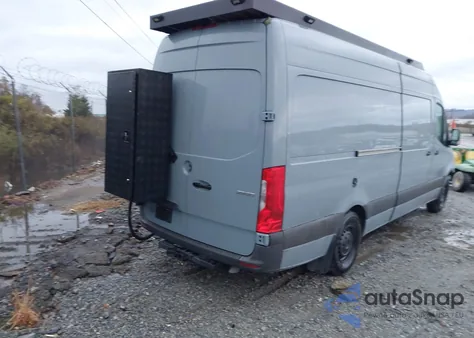 2022 Mercedes-Benz Sprinter 2500 High Roof I4 из США, поврежденный, VIN W1Y40CHY0NT096033